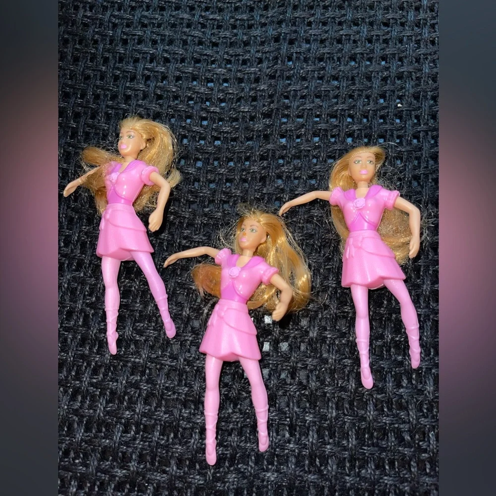 McDonald’s Dancing‎ Barbie Bundle (6)